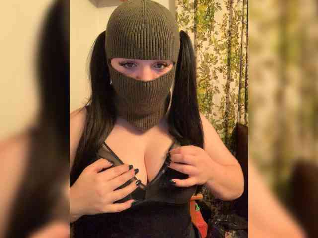 ZetaJones Live Webcam on BongaCams