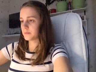 UrShineKatie Porn Show