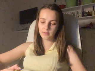 UrShineKatie Porn Show