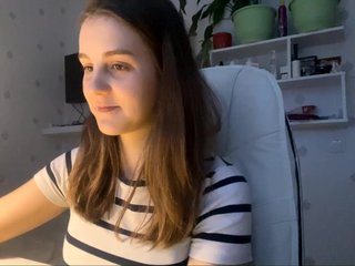 UrShineKatie Porn Show