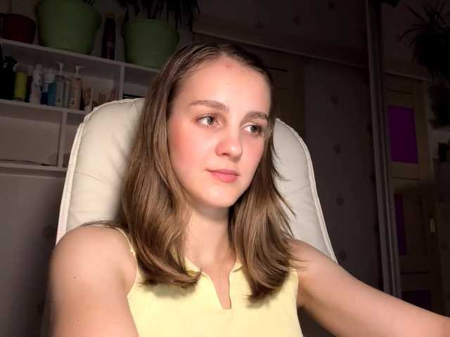 LizetteKhat from BongaCams