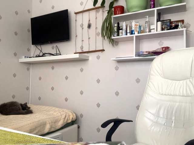 LizetteKhat — First day here ^^ Welcoome guys