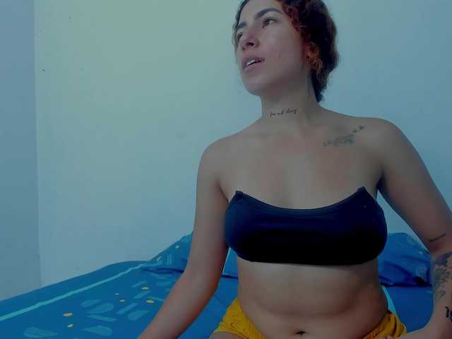 miaapons's BongaCams show and profile
