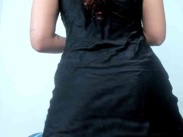 miaapons Live Webcam on BongaCams