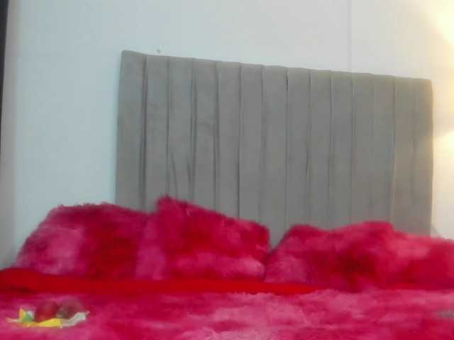  ROSA-PINKY01 chat room