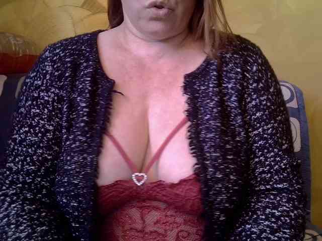 Marina20a Live Webcam on BongaCams