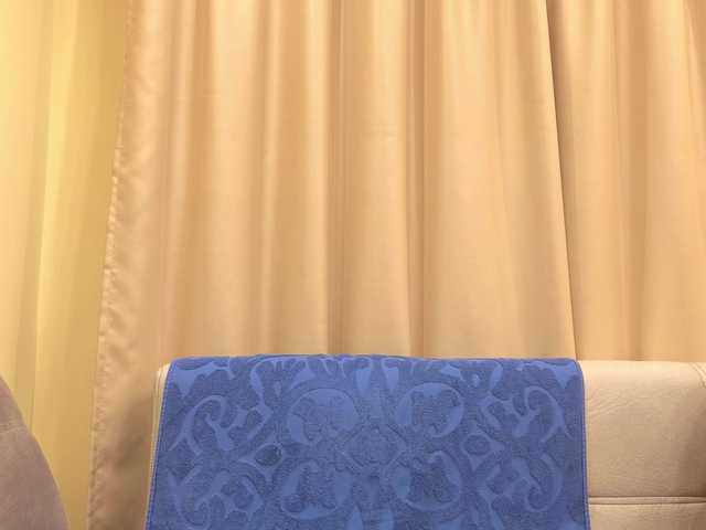 Onebigkiss's BongaCams show and profile