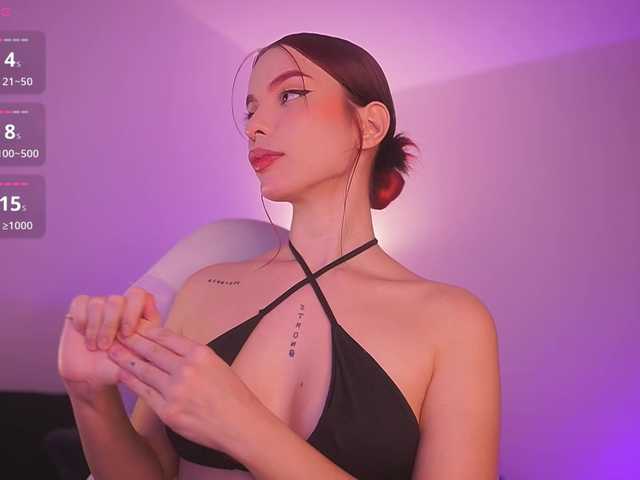 SusannaMoore's BongaCams show and profile