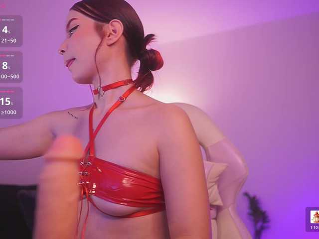 SusannaMoore's BongaCams show and profile