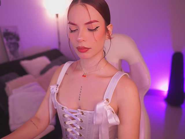 SusannaMoore's BongaCams show and profile