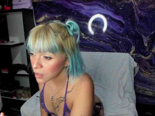 OldmanGoticdestr... Live Webcam on BongaCams