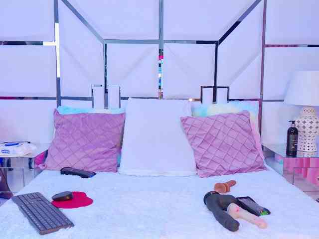 VeronicaSttar webcam