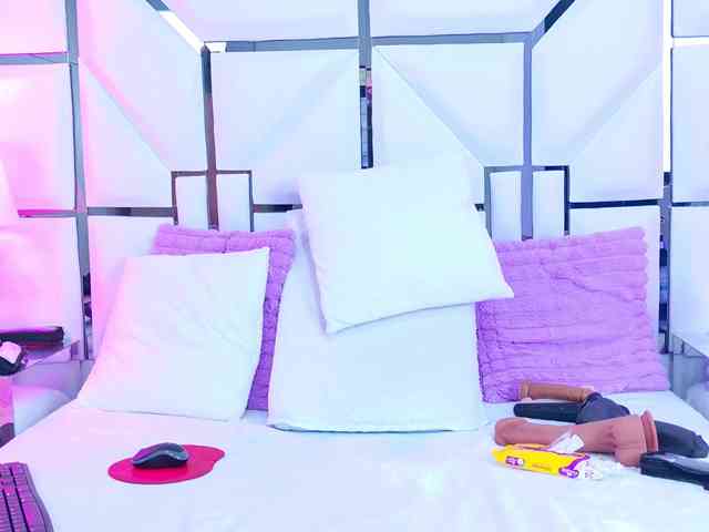 VeronicaSttar webcam