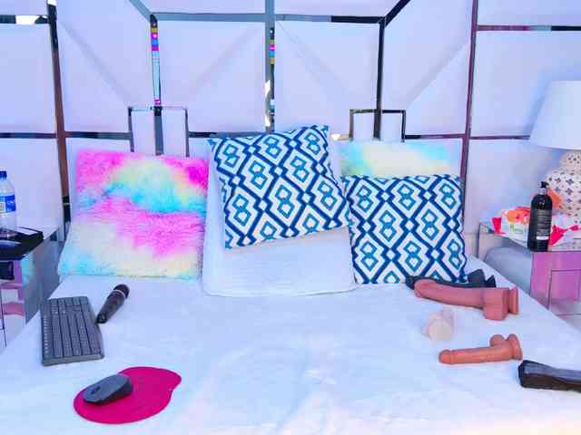 VeronicaSttar webcam