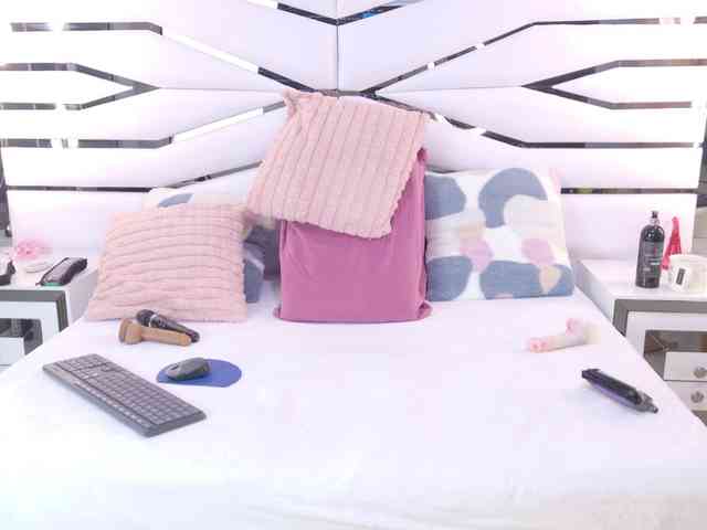 VeronicaSttar webcam