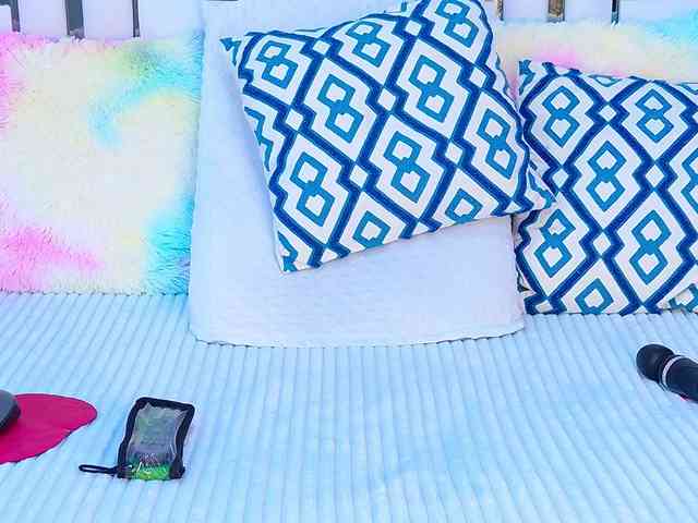 VeronicaSttar webcam