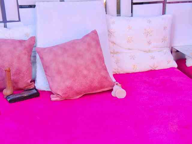 VeronicaSttar webcam