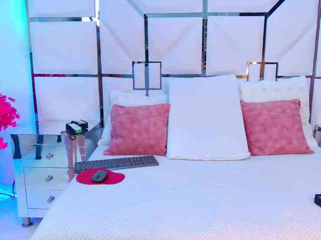 VeronicaSttar webcam