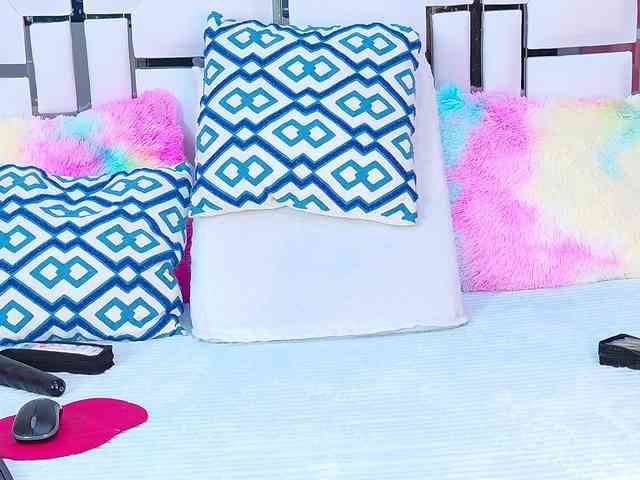 VeronicaSttar webcam