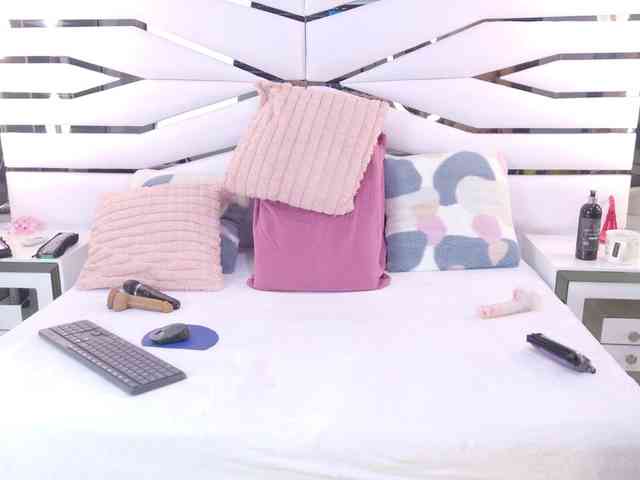 VeronicaSttar webcam