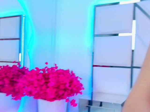 VeronicaSttar webcam