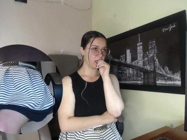 Alaiia----'s BongaCams show and profile