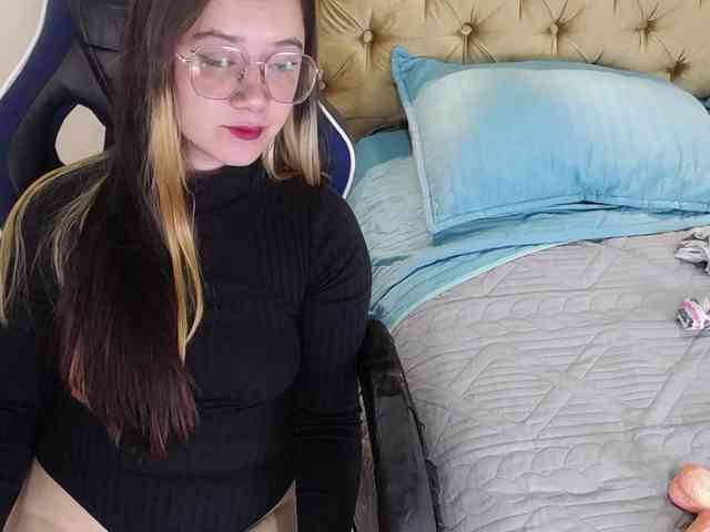 Alaiia---- Alaiia----