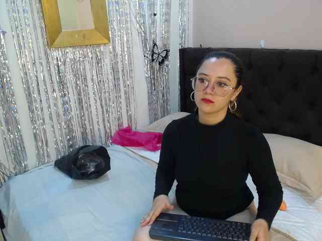 Alaiia---- Alaiia----