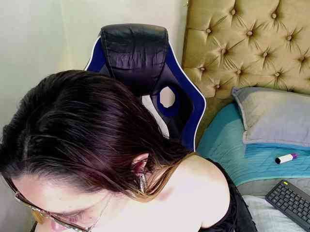 Alaiia---- Alaiia----