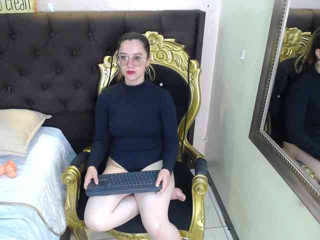 Alaiia---- Alaiia----