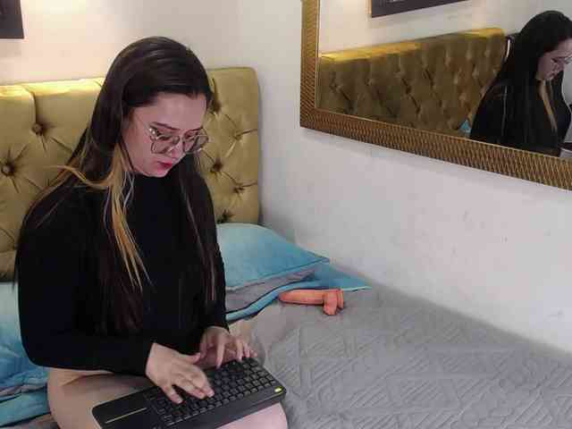 Alaiia---- Alaiia----