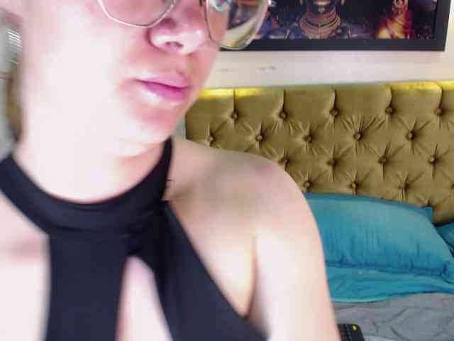 Alaiia---- Alaiia----