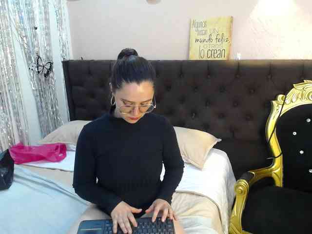 Alaiia---- Alaiia----