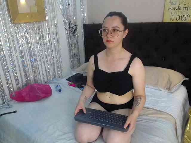 Alaiia---- Alaiia----