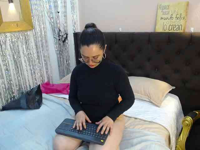 Alaiia---- Alaiia----