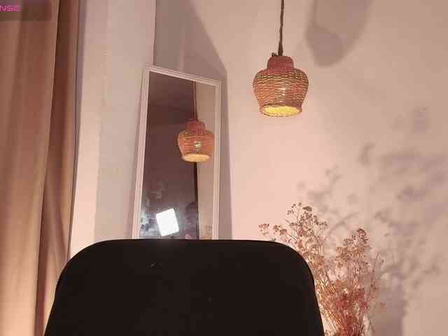 nicolletease nicolletease