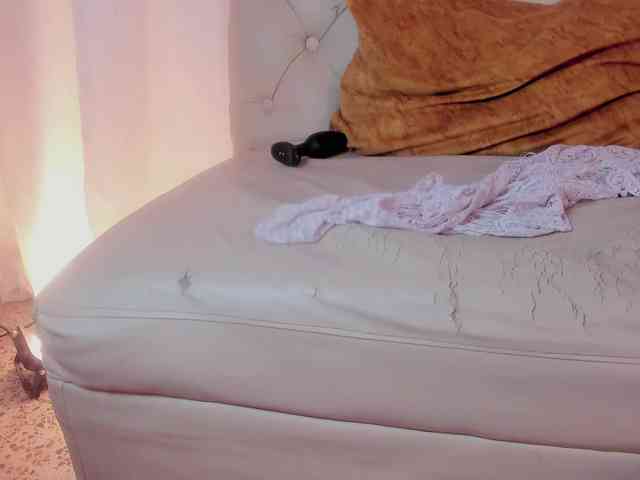 nicolletease nicolletease