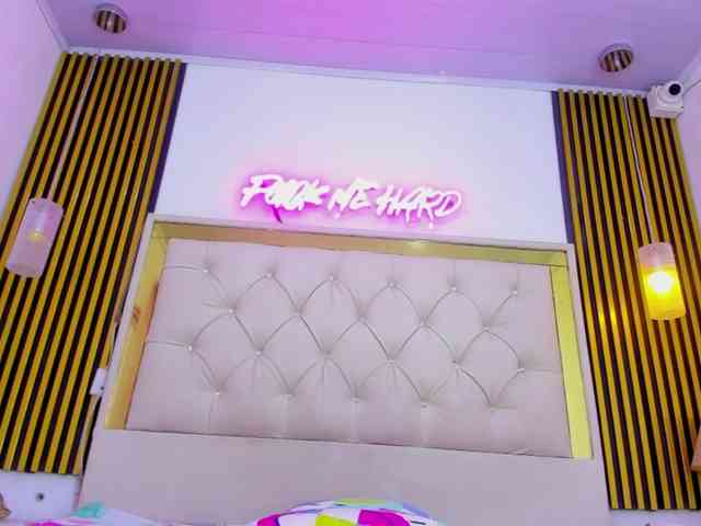 Kevin-Erotic Kevin-Erotic