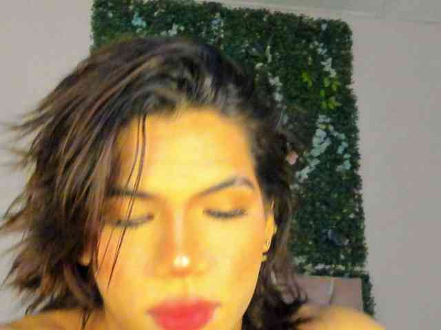 Bxby-dolls Live Webcam on BongaCams