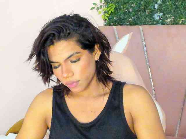 Bxby-dolls Live Webcam on BongaCams