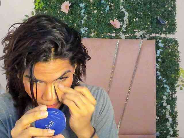 Bxby-dolls Live Webcam on BongaCams