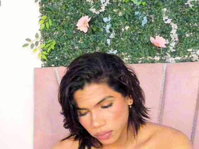 Bxby-dolls Live Webcam on BongaCams