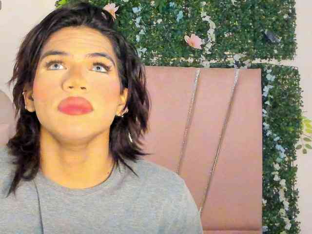 Bxby-dolls Live Webcam on BongaCams