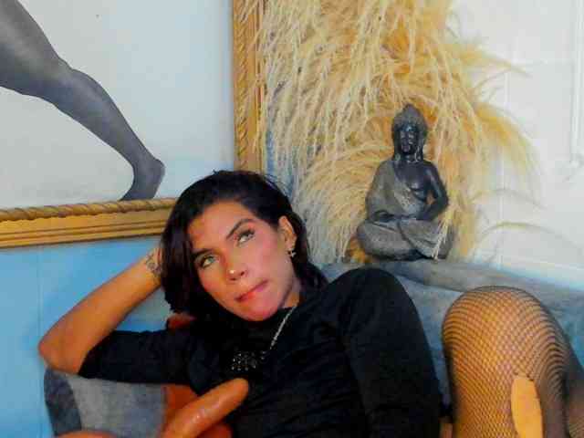 Bxby-dolls Live Webcam on BongaCams