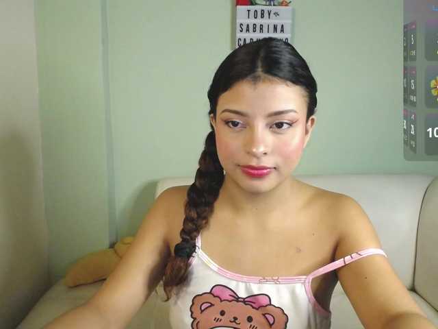 LuluPeach069's BongaCams show and profile