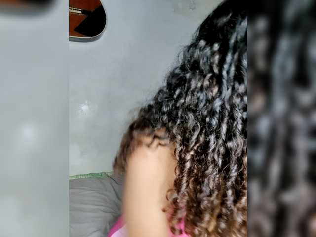  LuluPeach069 chat room