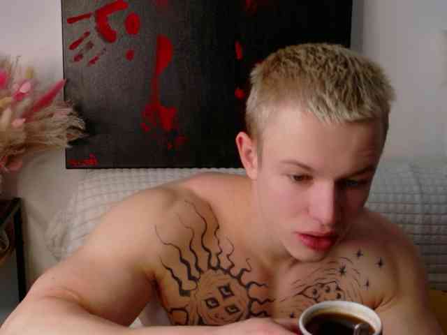 James-Noah Live Webcam on BongaCams