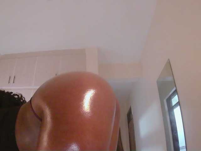 candymia3's BongaCams show and profile