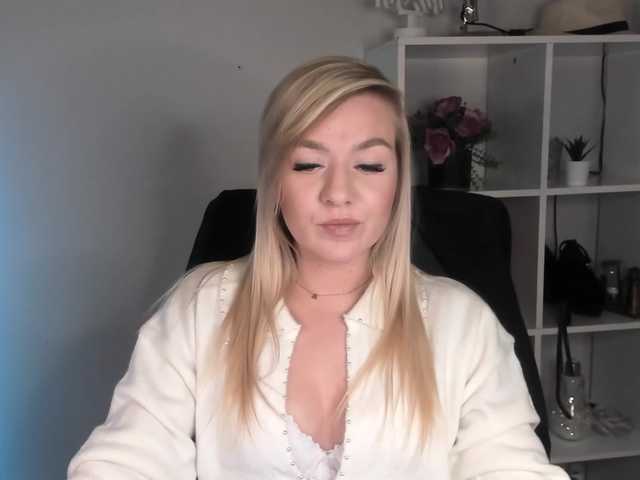 SweetLaura20 from BongaCams is Freechat