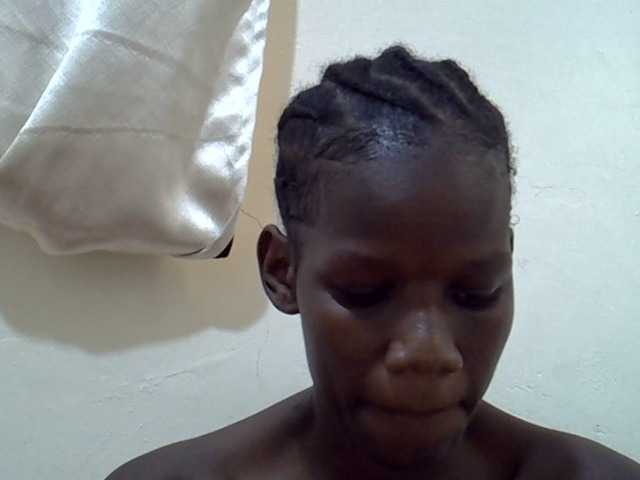 Sexyslim17 webcam bongacams model stream image